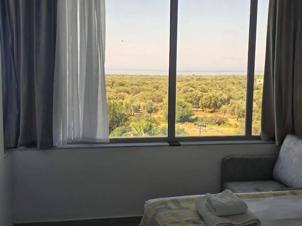 Amantius Apartments Borsh Himare 0*,  Albânia