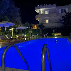 Apartahotel Florika, Borsh
